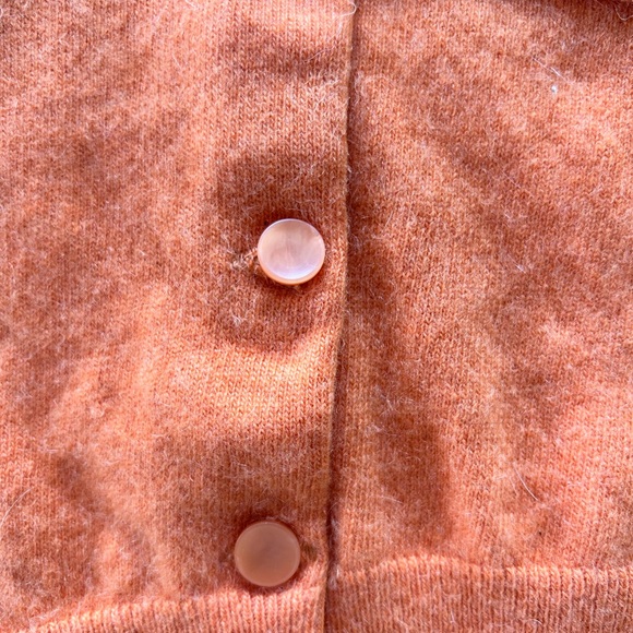 ****SOLD**** Vintage Cashmere Sweater / Pringle of Scotland - Picture 8 of 12